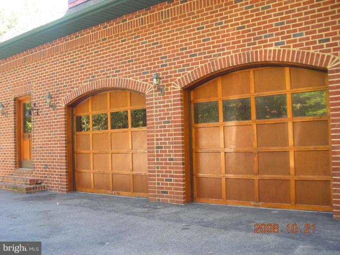 7950 Estevez Road La Plata, MD 20646 - Photo 3 of 30 Attached Oversize Garage