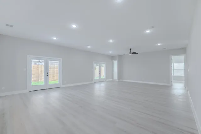 $380,000 | 2618 Piemonte Avenue Cir Spring, Spring, TX 77388