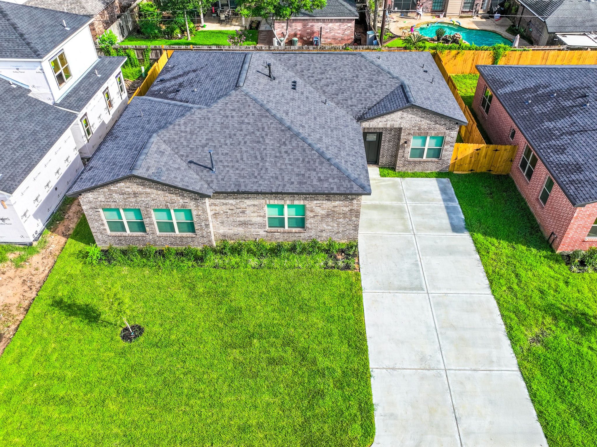 2618 Piemonte Avenue Cir Spring Spring, TX 77388 - Photo 40 of 50 an aerial view of a house with a yard