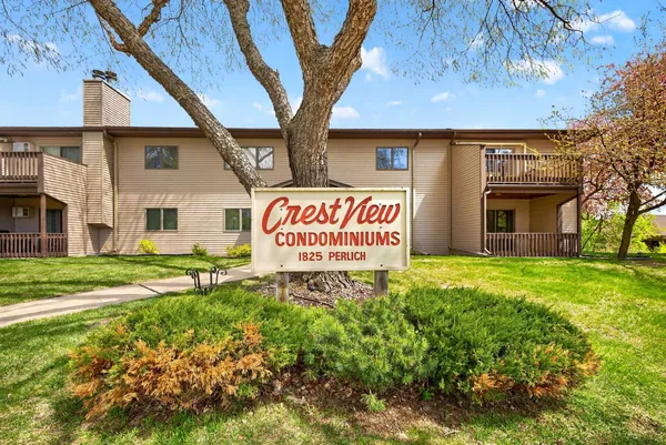 $210,000 | 1825 Perlich Avenue, Unit 106, Red Wing, MN 55066