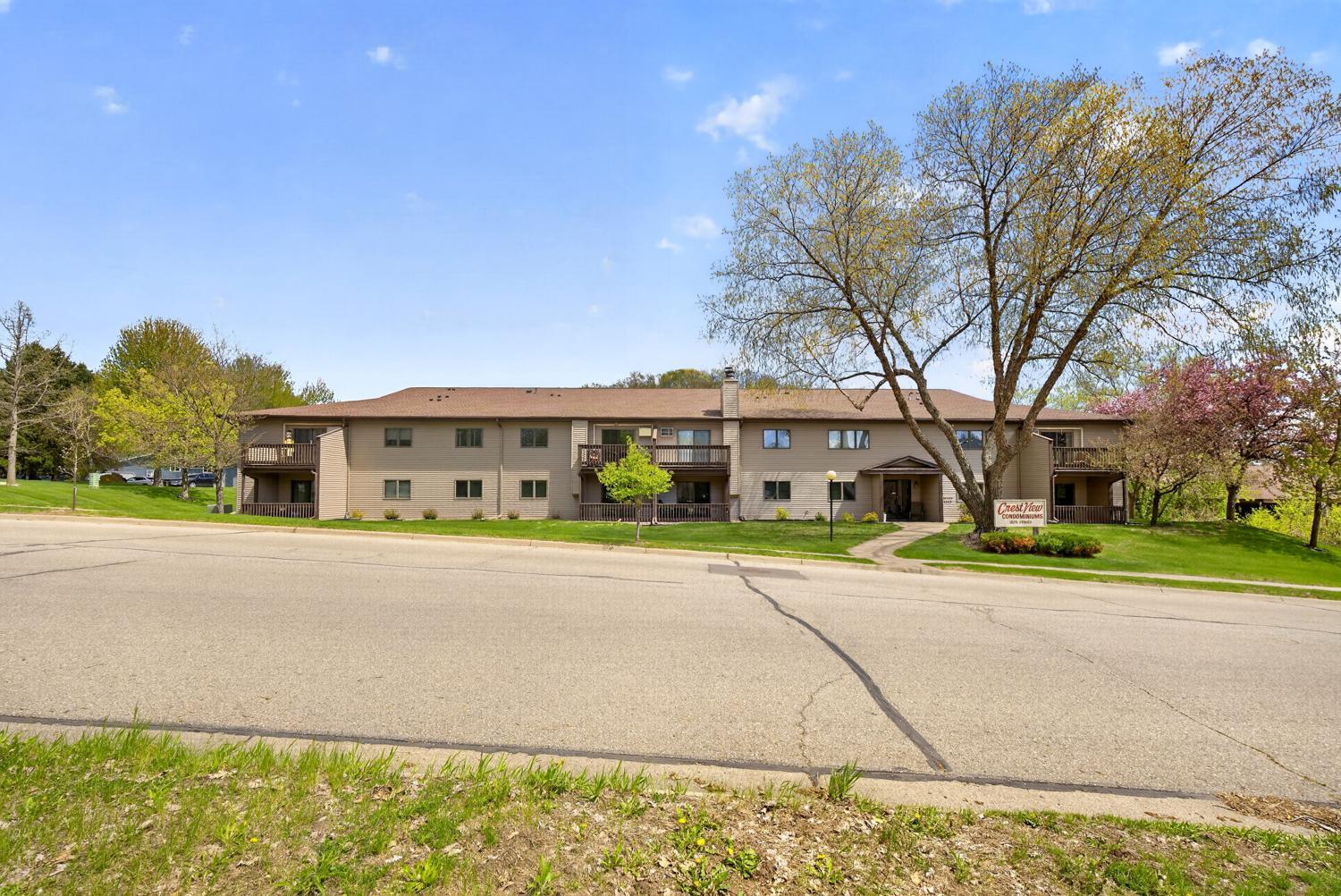 1825 Perlich Avenue, Unit 106 Red Wing, MN 55066 - Photo 4 of 30