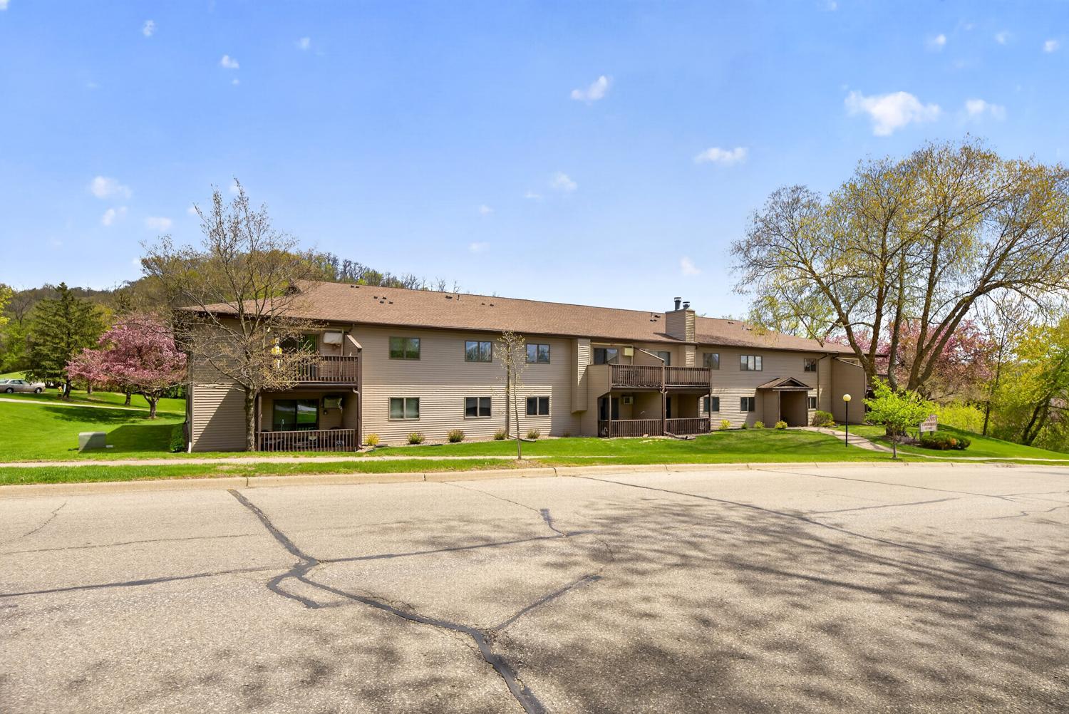 1825 Perlich Avenue, Unit 106 Red Wing, MN 55066 - Photo 6 of 30