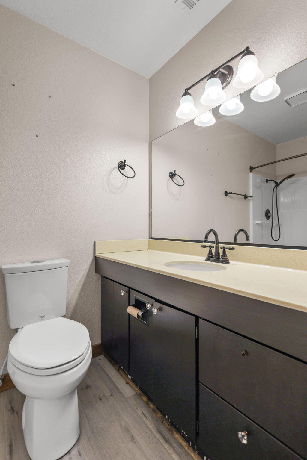 23290 Hogsback Road Red Bluff, CA 96080 - Photo 27 of 58 13-web-or-mls-8Q0A2351