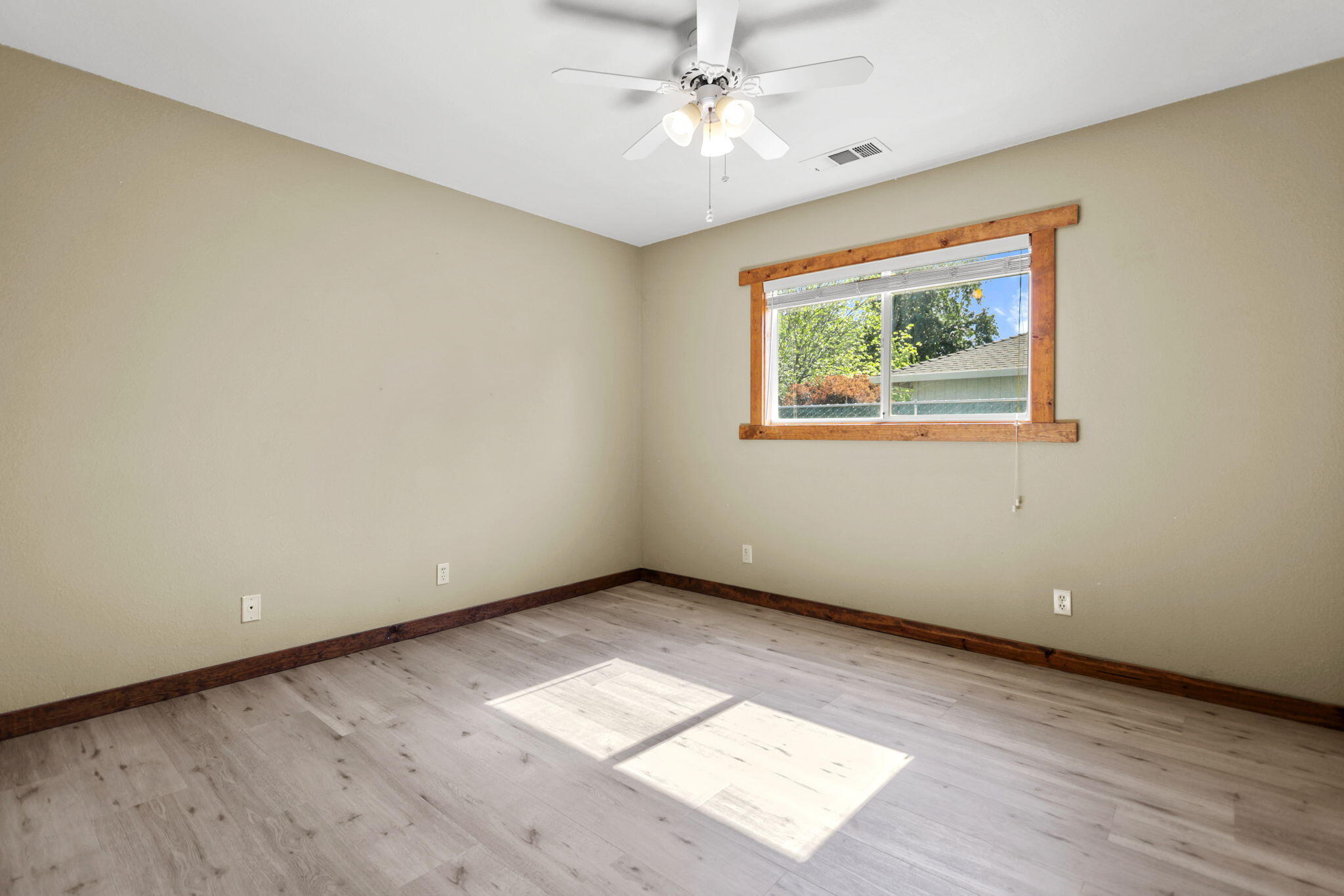 23290 Hogsback Road Red Bluff, CA 96080 - Photo 32 of 58 22-web-or-mls-8Q0A2431