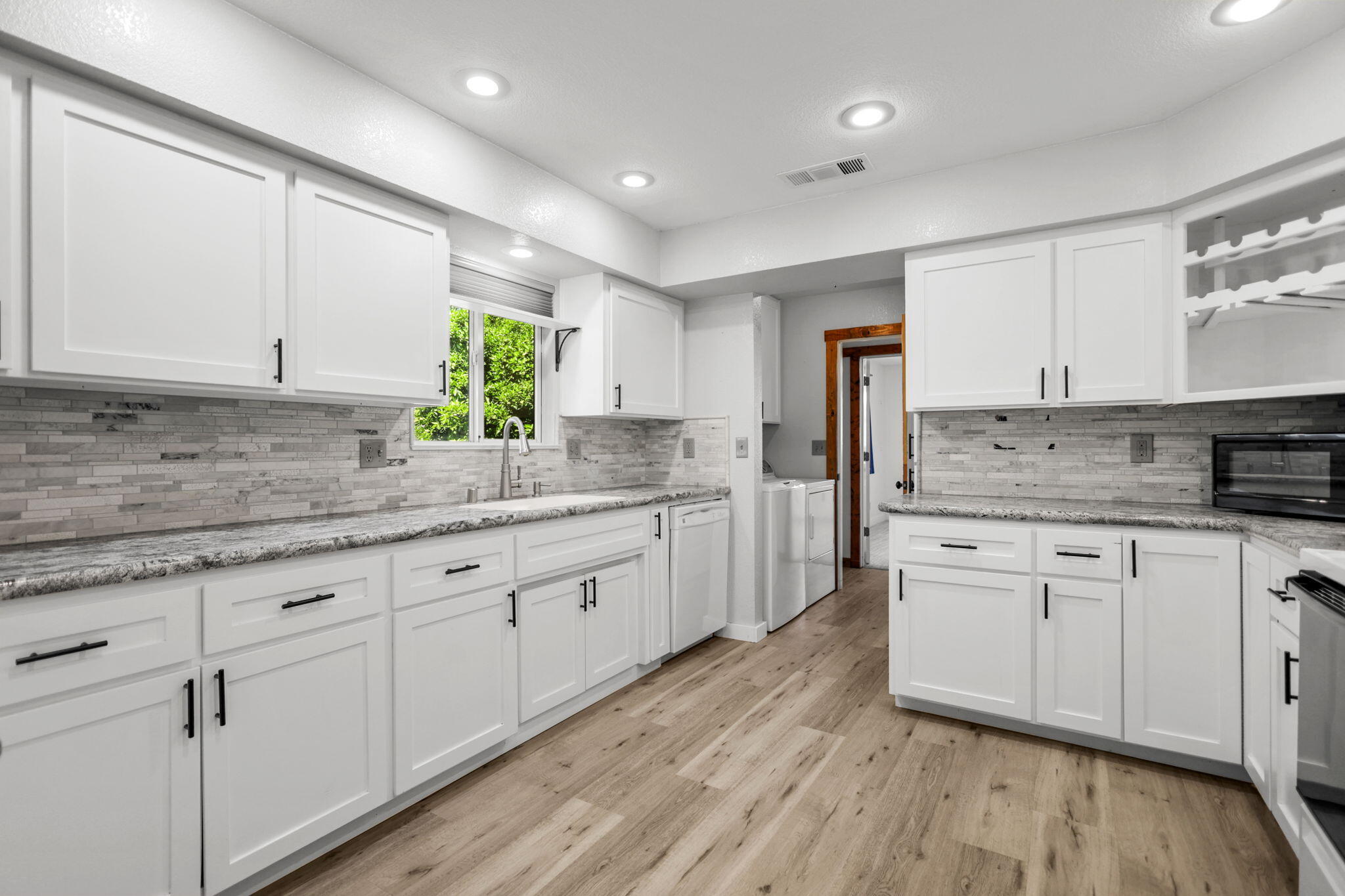 23290 Hogsback Road Red Bluff, CA 96080 - Photo 5 of 58 8-web-or-mls-8Q0A2311