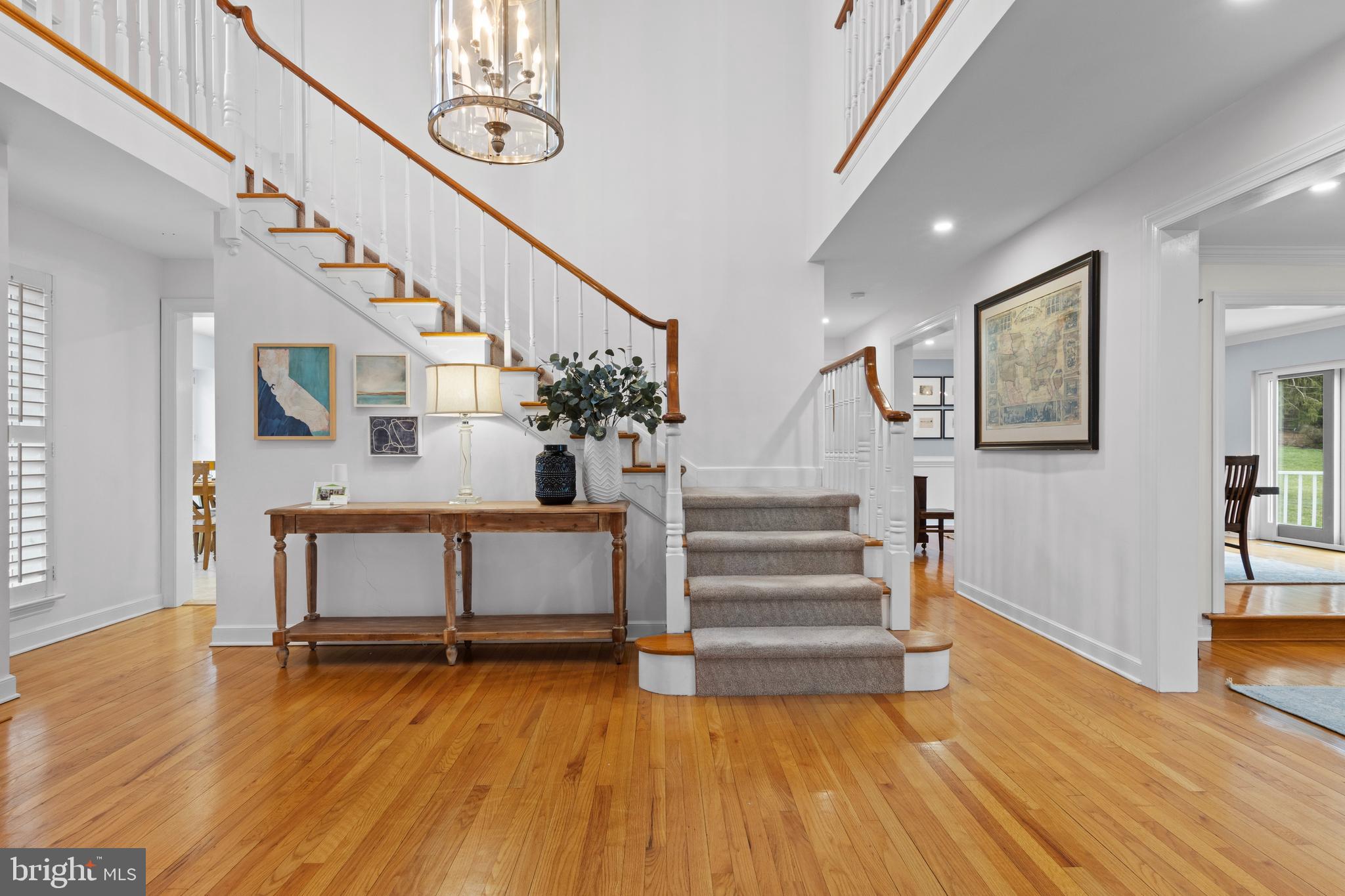 217 Ravenscliff Road Wayne, PA 19087 - Photo 13 of 64 Gorgeous staircase!