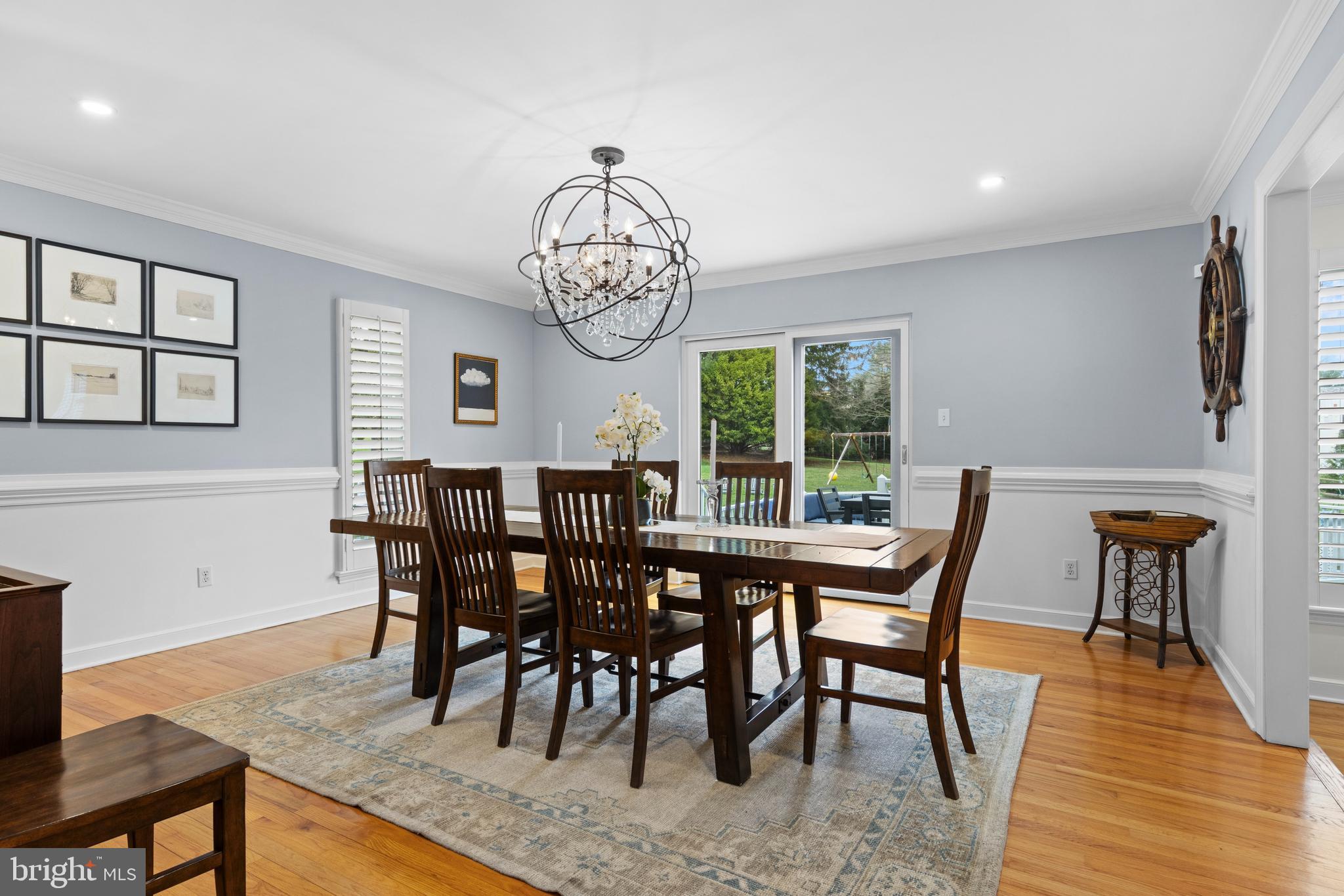217 Ravenscliff Road Wayne, PA 19087 - Photo 23 of 64 Dining room with slider to deck