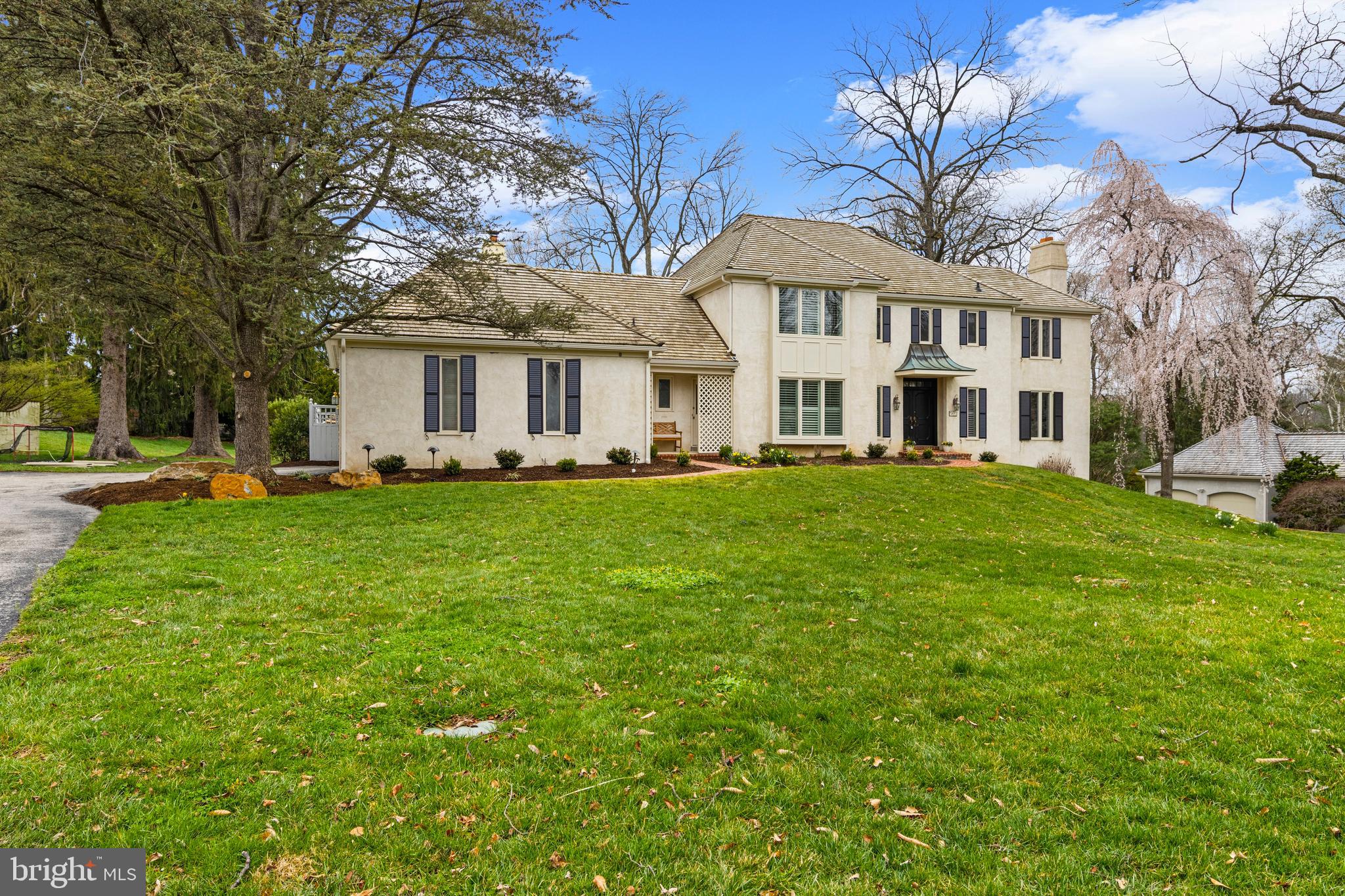 217 Ravenscliff Road Wayne, PA 19087 - Photo 3 of 64 Gorgeous curb appeal!