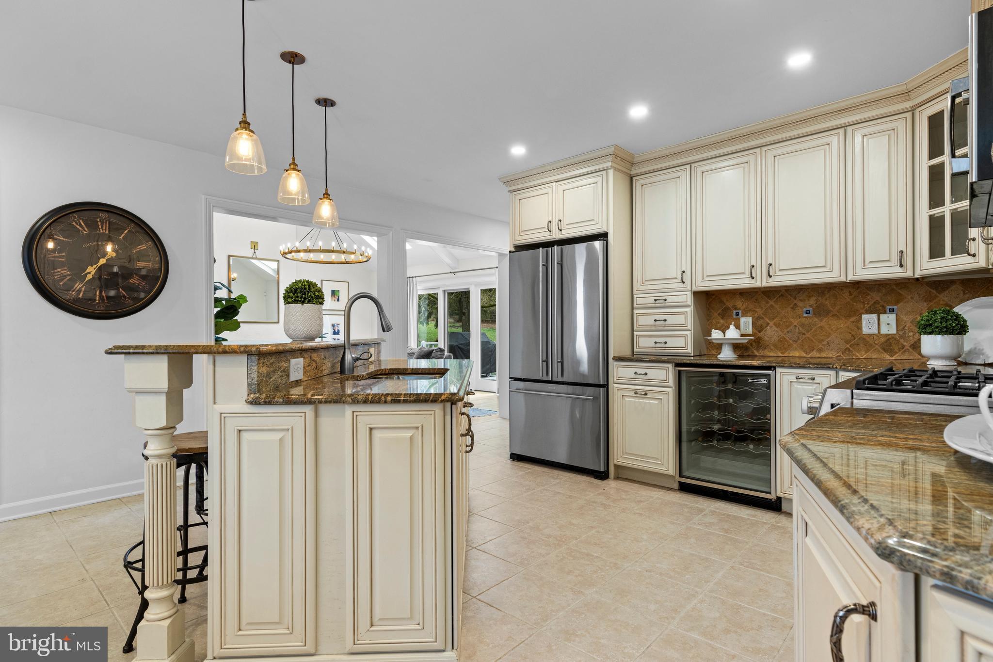 217 Ravenscliff Road Wayne, PA 19087 - Photo 33 of 64 Granite tops and stainless appliances - many new