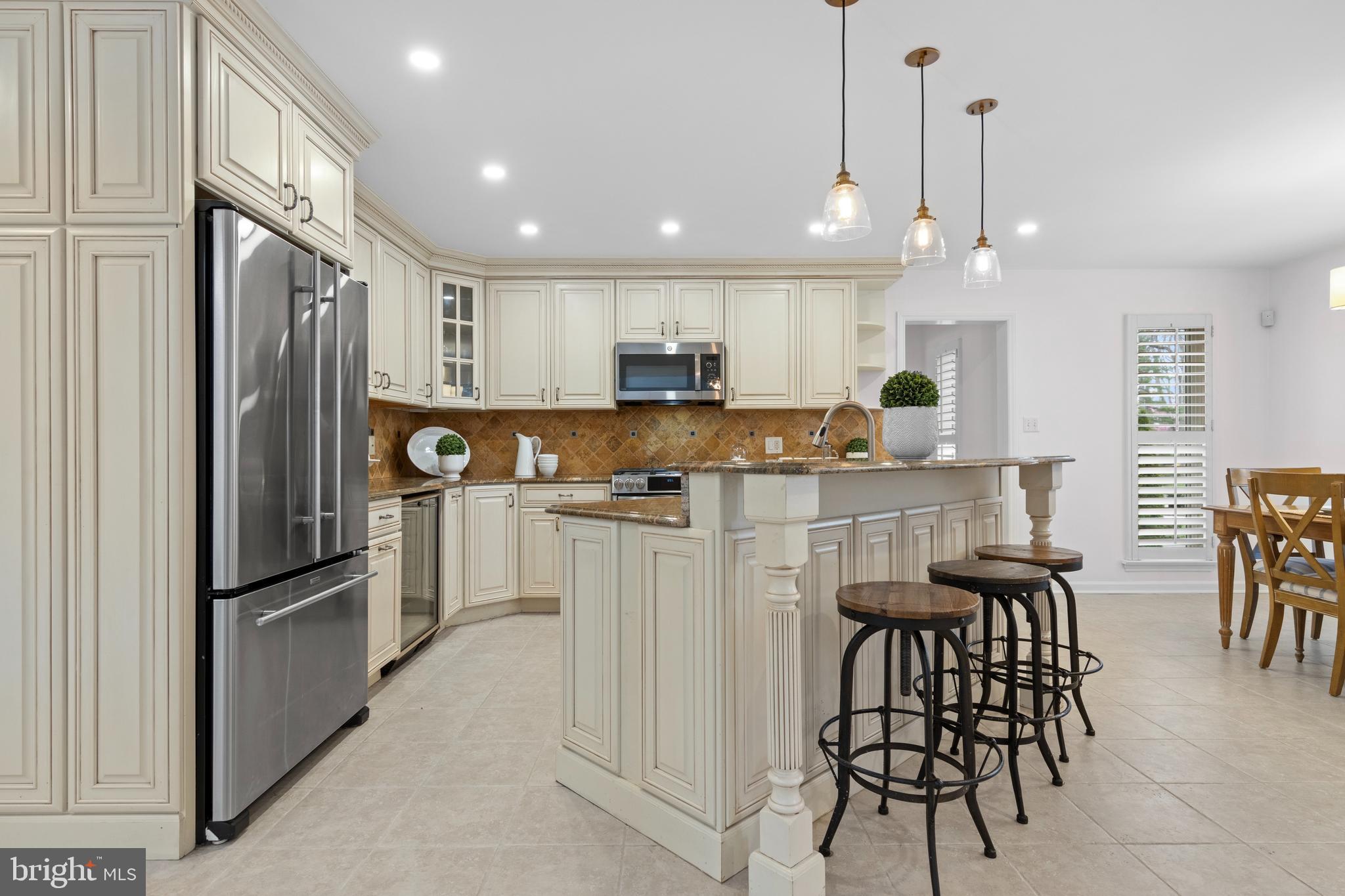 217 Ravenscliff Road Wayne, PA 19087 - Photo 35 of 64 Cabinets are full extension and soft close!