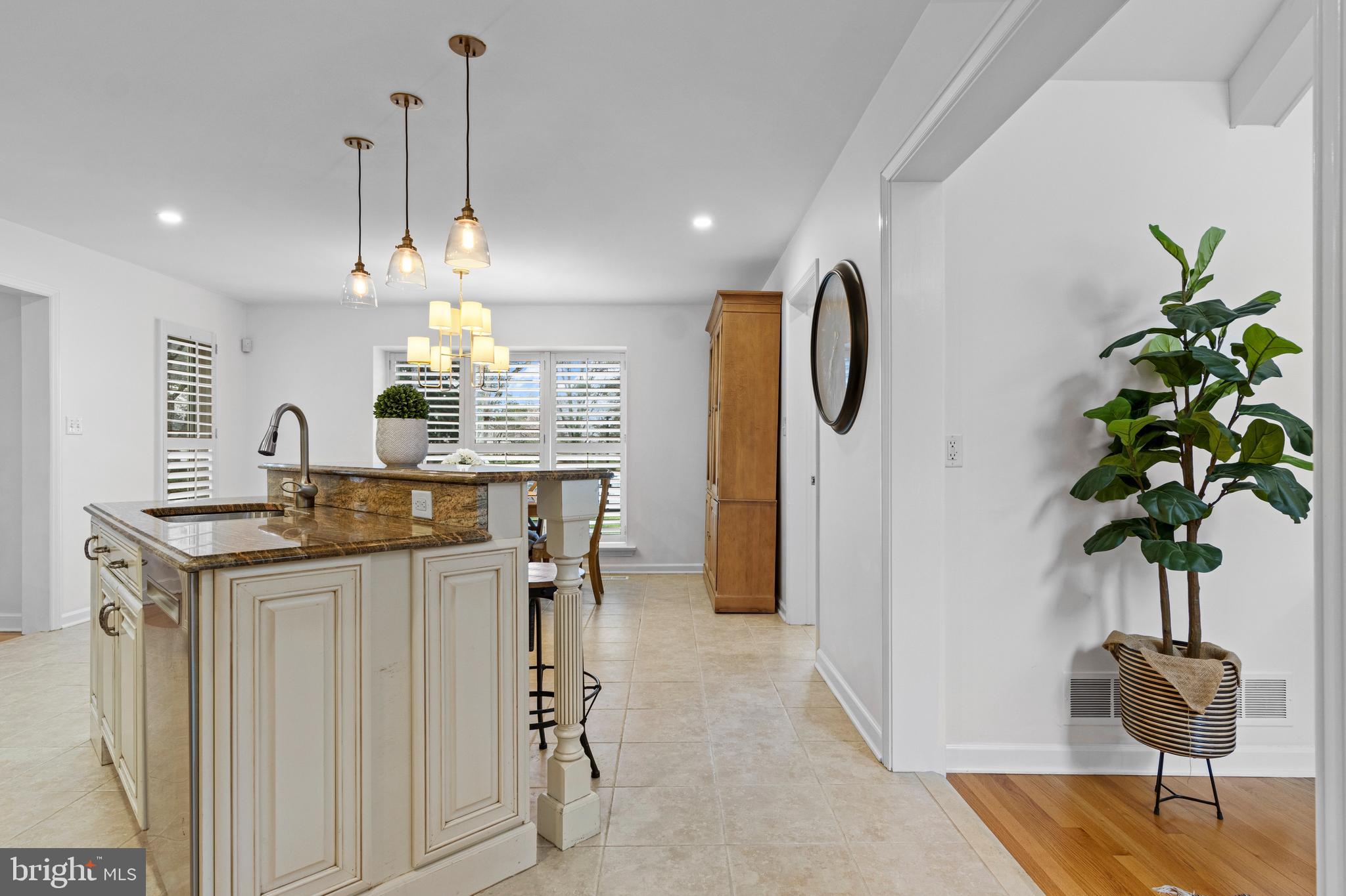 217 Ravenscliff Road Wayne, PA 19087 - Photo 36 of 64