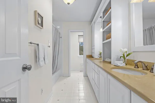 $1,850,000 | 217 Ravenscliff Road, Wayne, PA 19087