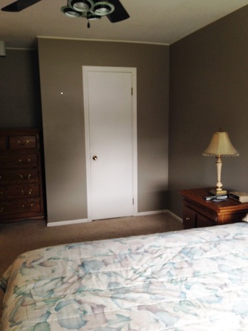 714 Inverrary Lane Deerfield, IL 60015 - Photo 9 of 17 a bedroom with a bed and a dresser