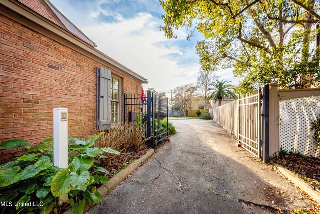 $550,000 | 1201 Westwood Street, Pascagoula, MS 39567