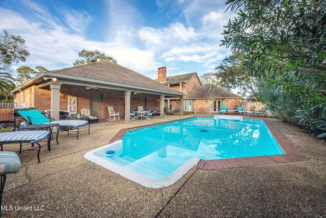 $550,000 | 1201 Westwood Street, Pascagoula, MS 39567