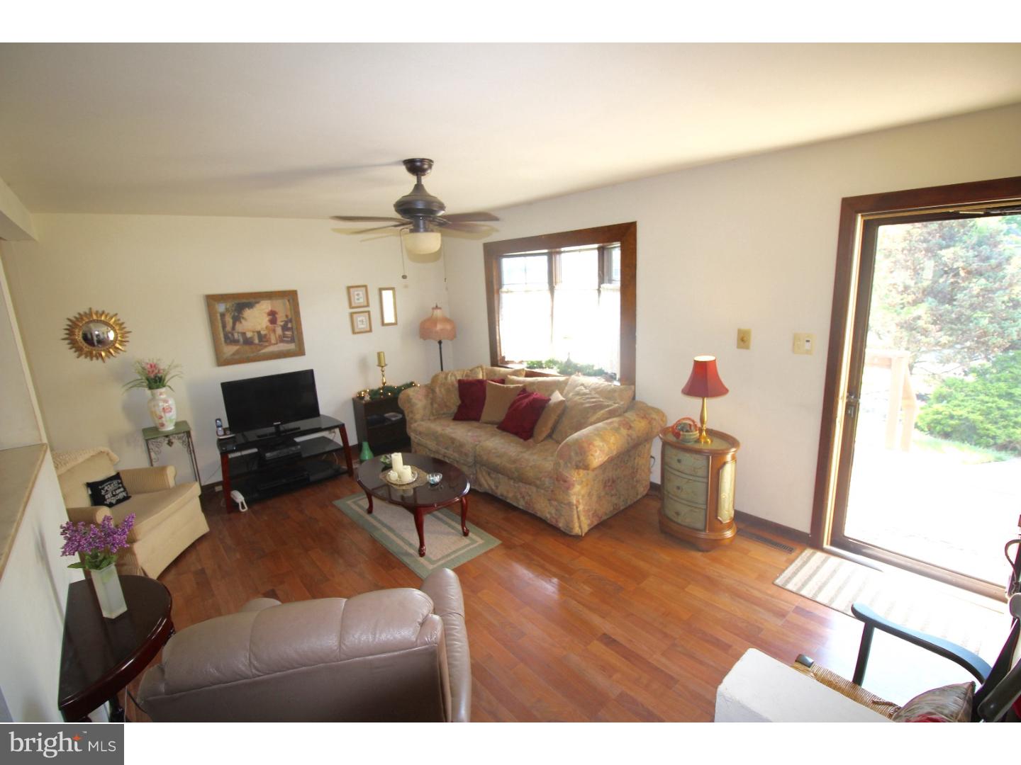 324 Keller Road Glendora, NJ 08029 - Photo 4 of 24 Gallery Image 4