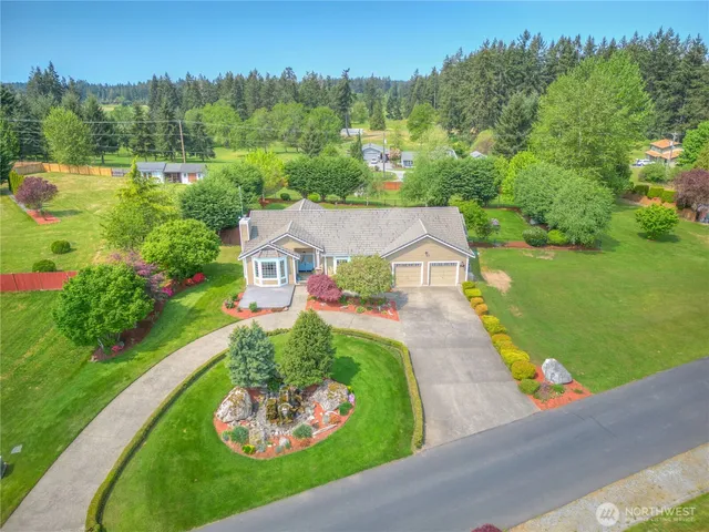 $725,000 | 29216 39th Avenue South, Roy, WA 98580
