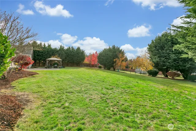 a view of a golf course with a garden