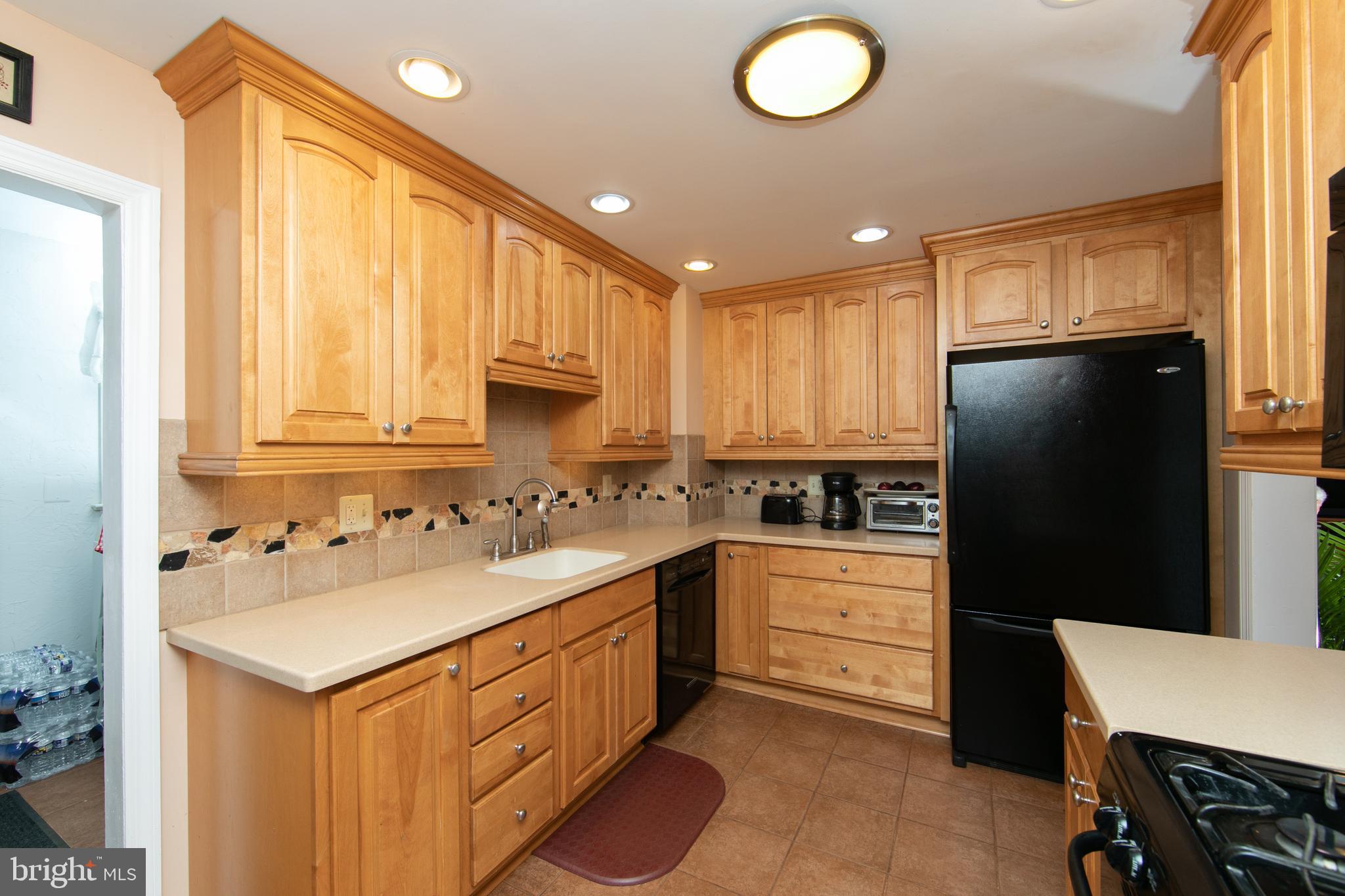 1204 Wayne Road Haddonfield, NJ 08033 - Photo 4 of 37