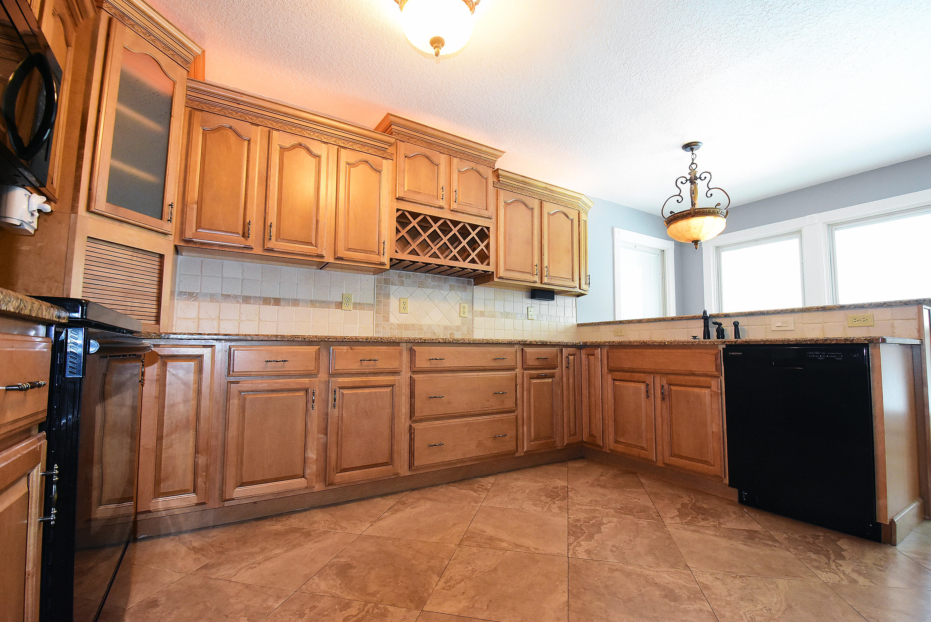 940 Ridgewood Way Niceville, FL 32578 - Photo 9 of 36 Gallery Image 9