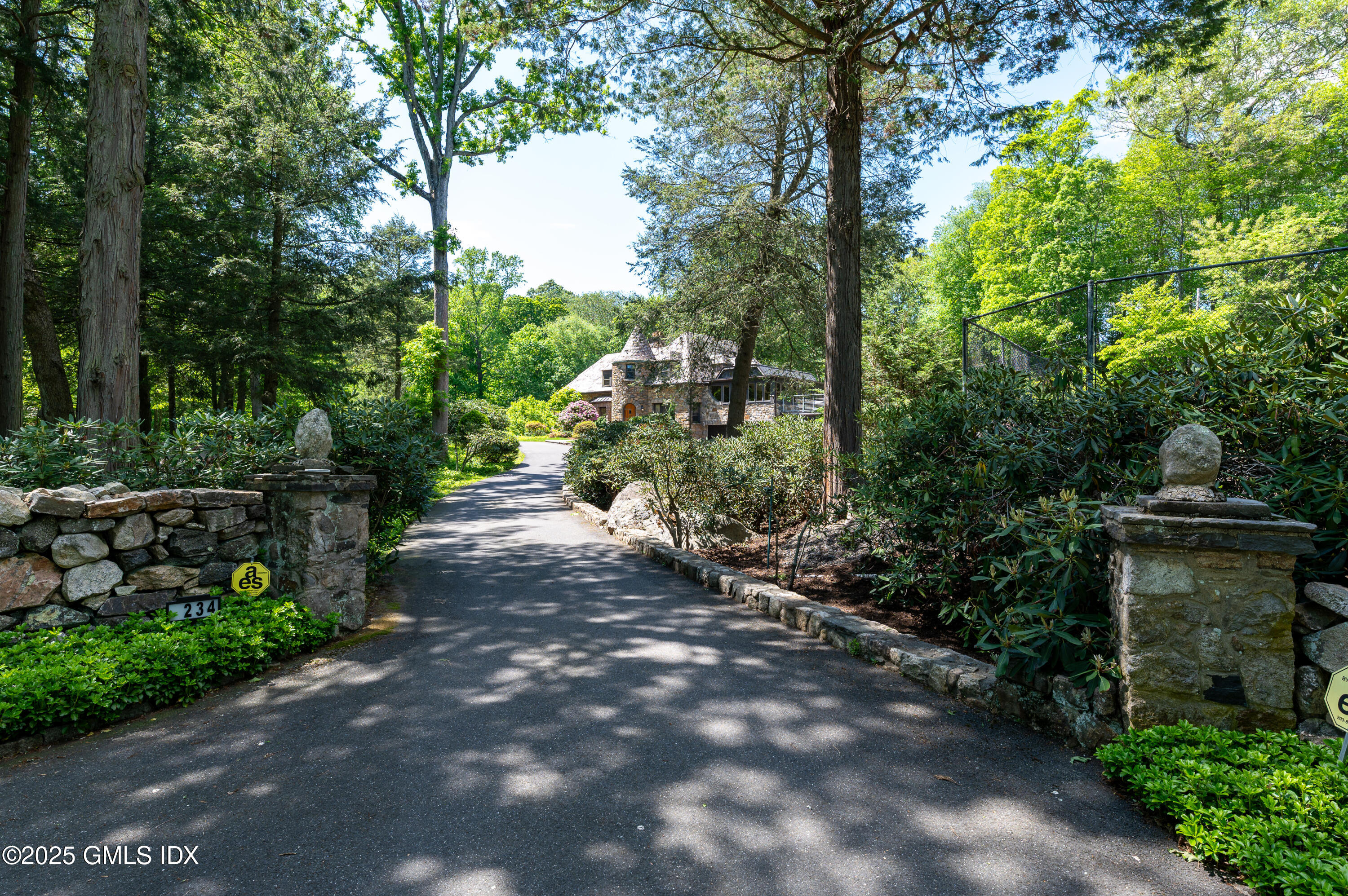 234 Wire Mill Road Stamford, CT 06903 - Photo 3 of 38 02-02_HudsonCP_234WireMillRd