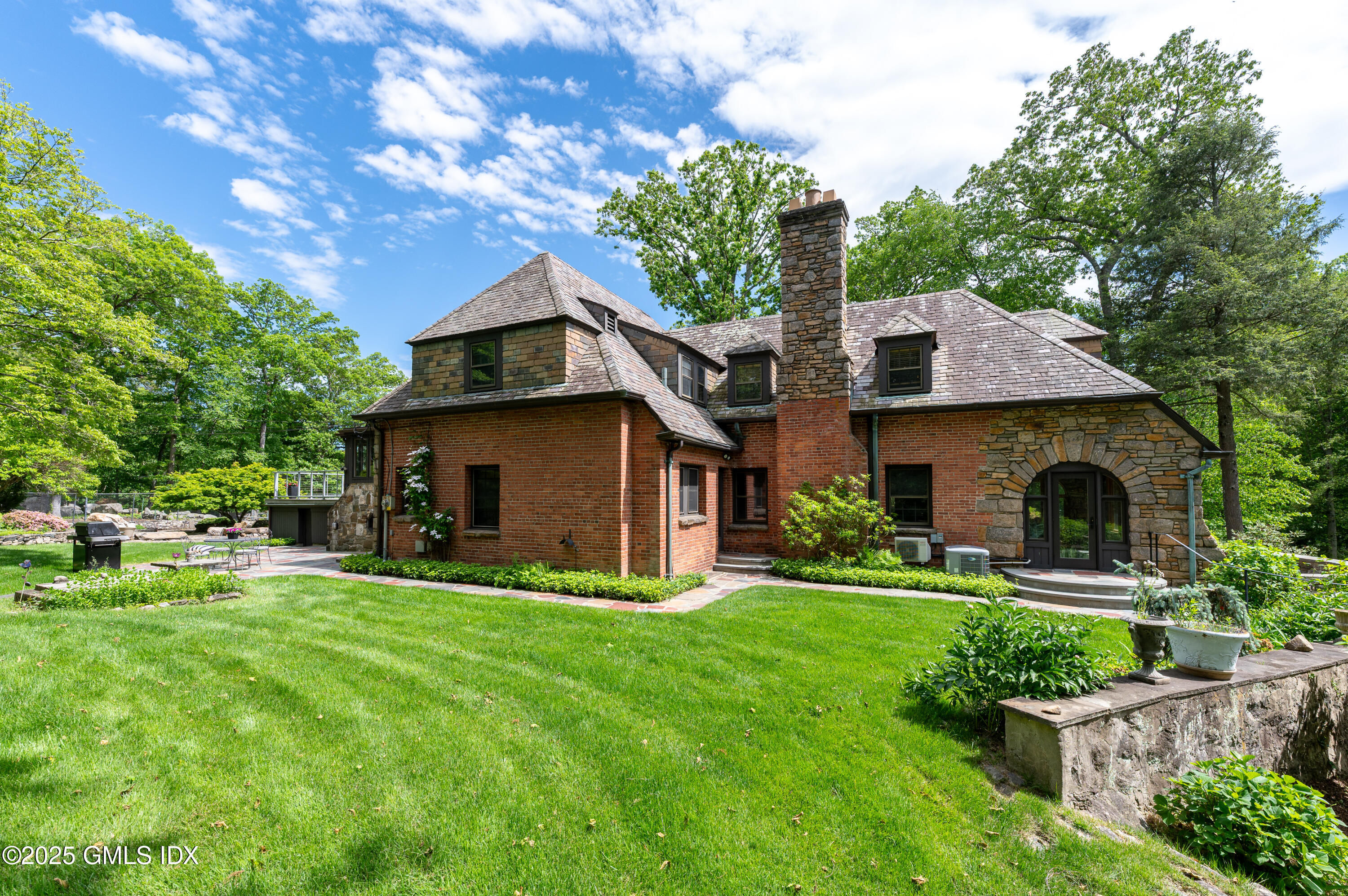 234 Wire Mill Road Stamford, CT 06903 - Photo 34 of 38 32-32_HudsonCP_234WireMillRd