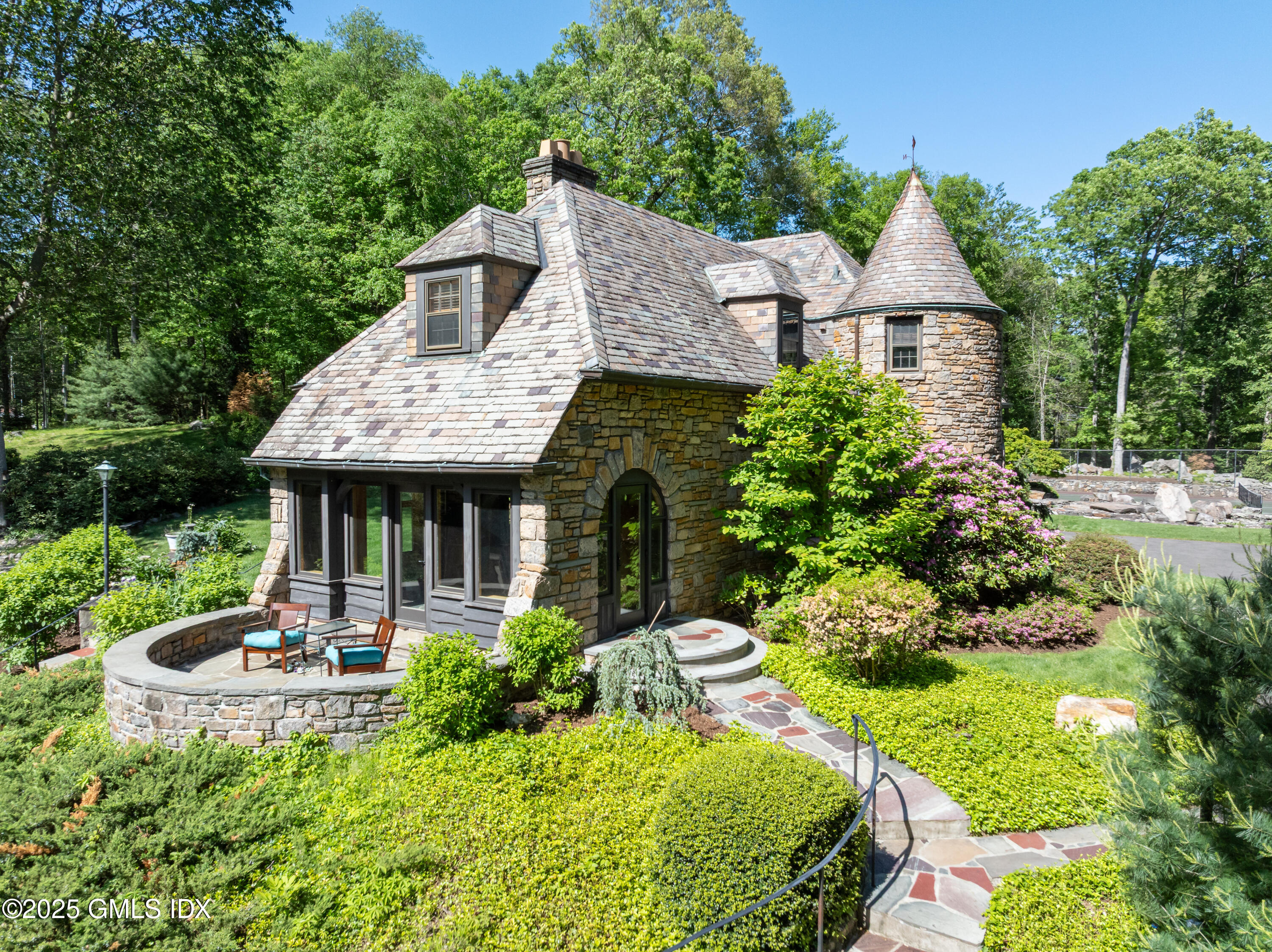 234 Wire Mill Road Stamford, CT 06903 - Photo 5 of 38 75_HudsonCP_234WireMillRd