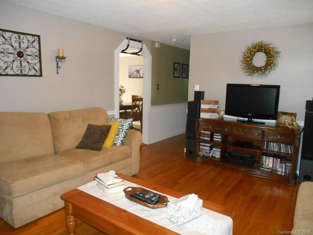 2451 Emmanuel Church Road Conover, NC 28613 - Photo 3 of 24 Gallery Image 3