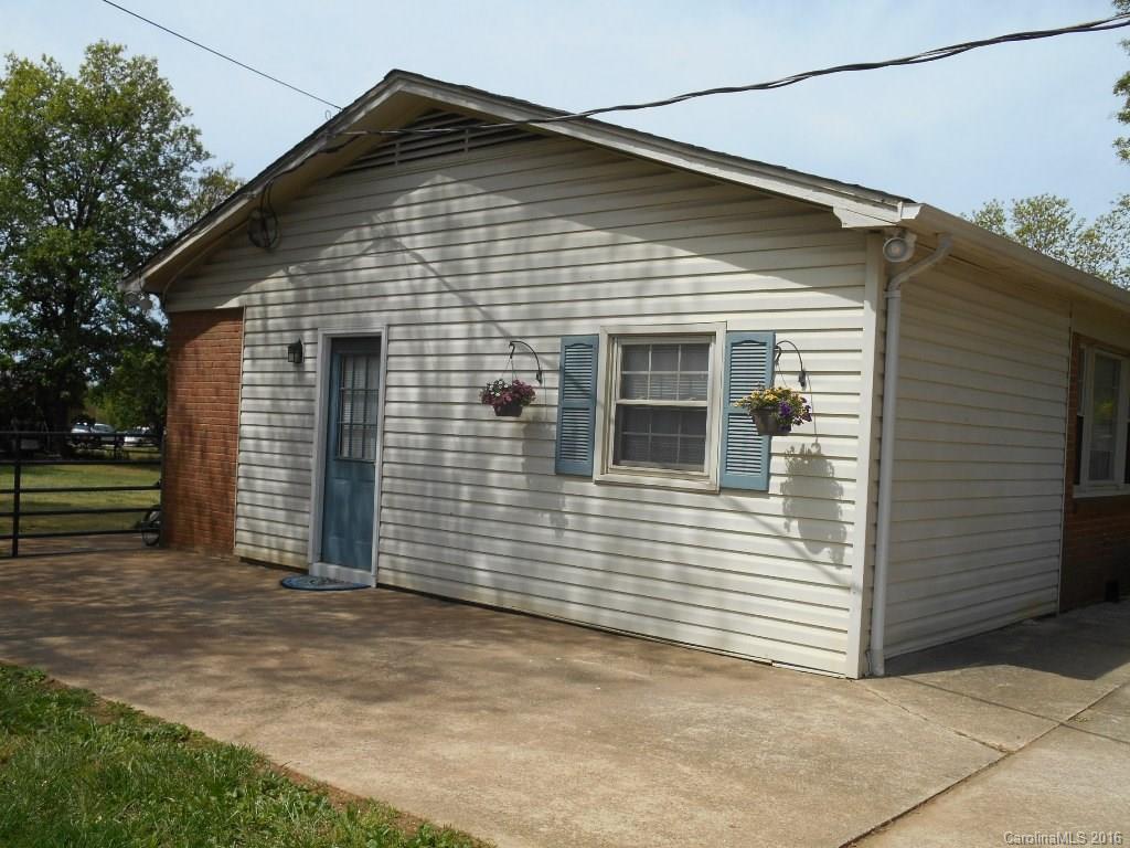 2451 Emmanuel Church Road Conover, NC 28613 - Photo 22 of 24 Gallery Image 22