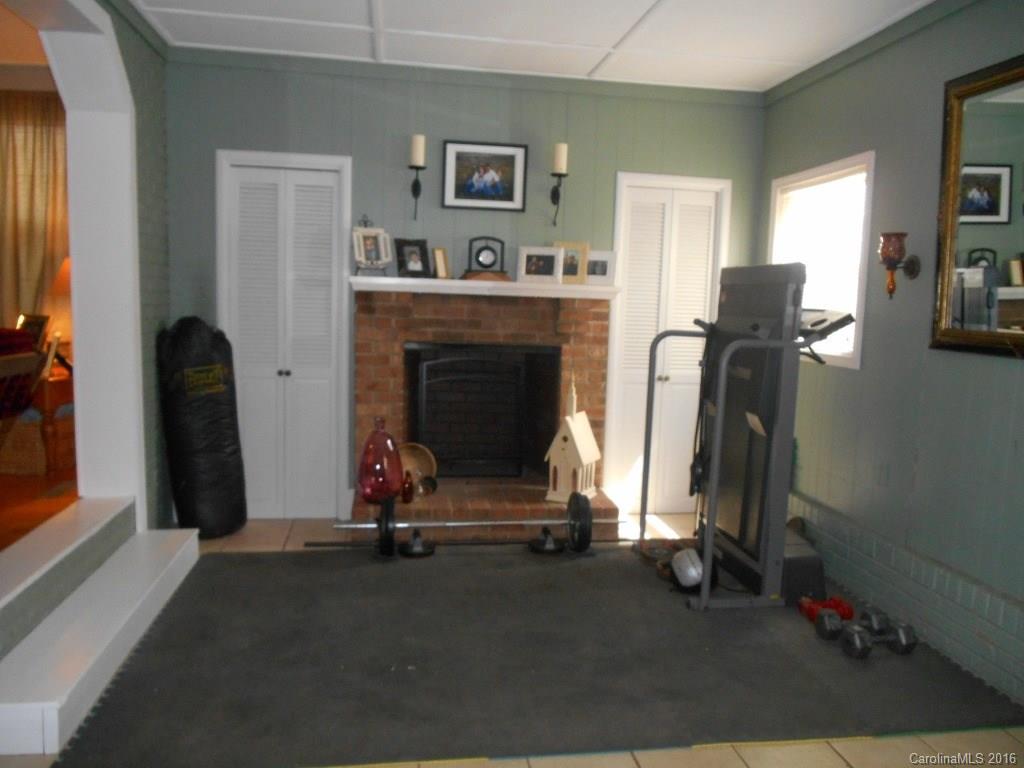 2451 Emmanuel Church Road Conover, NC 28613 - Photo 4 of 24 Gallery Image 4