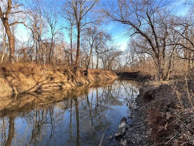 $566,000 | South 10th Street, Parsons, KS 67357