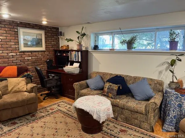 $1,500 | 5 Sage Court, Huntington Station, NY 11746