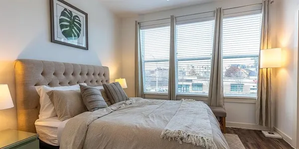 $2,999 | 1000 Fort Worth Avenue, Unit 2515, Dallas, TX 75208