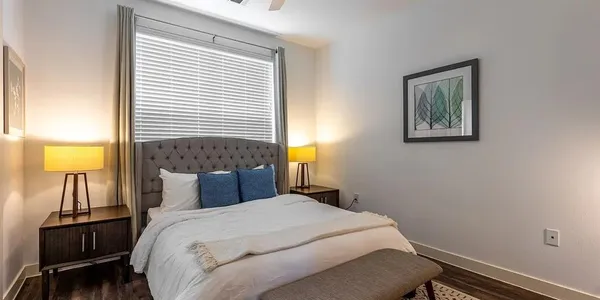 $2,999 | 1000 Fort Worth Avenue, Unit 2515, Dallas, TX 75208