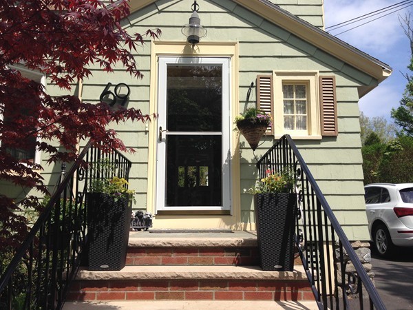 69 Magnolia Road Swampscott, MA 01907 - Photo 3 of 30 Gallery Image 3
