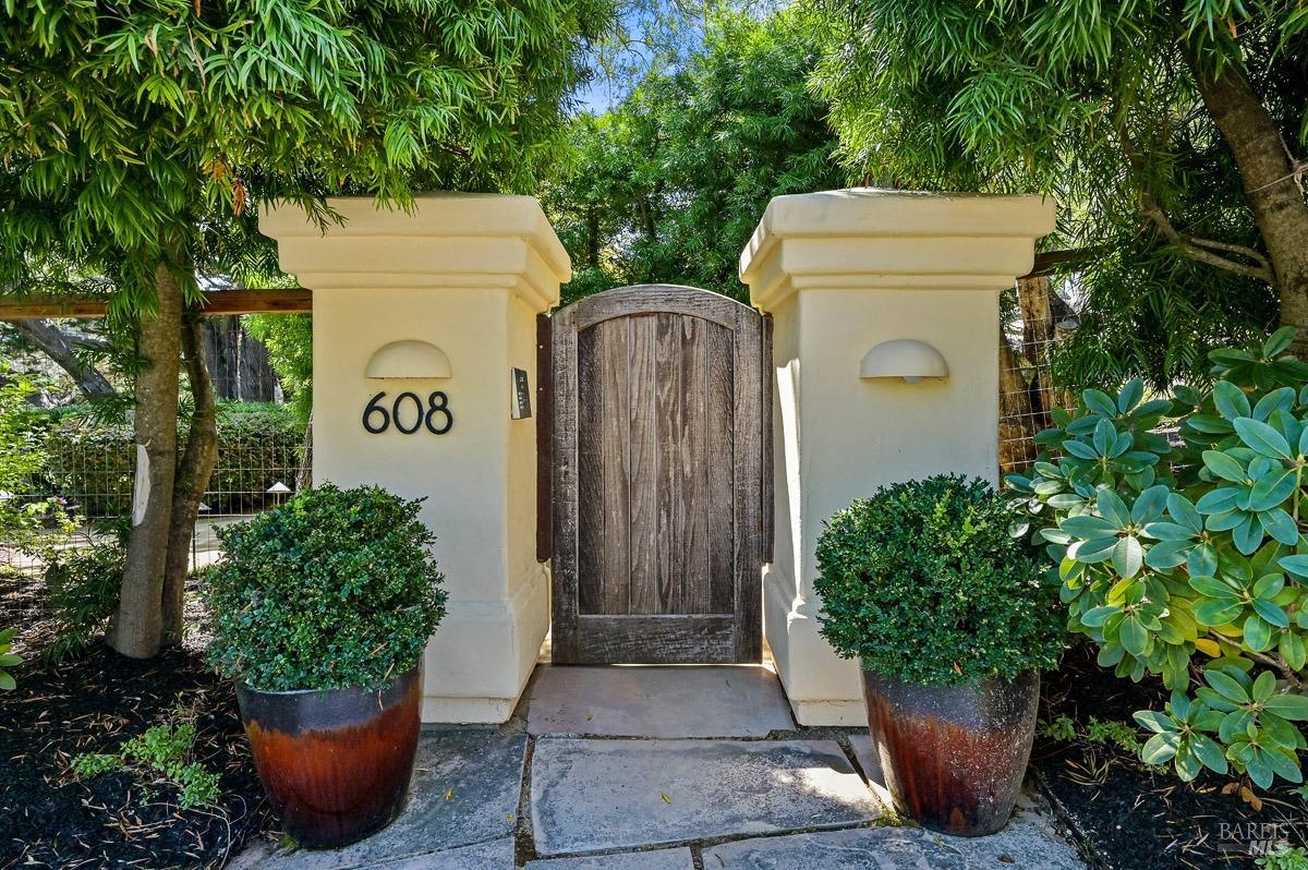 608 Seminary Drive Mill Valley, CA 94941 - Photo 5 of 67 a view of outdoor space and yard