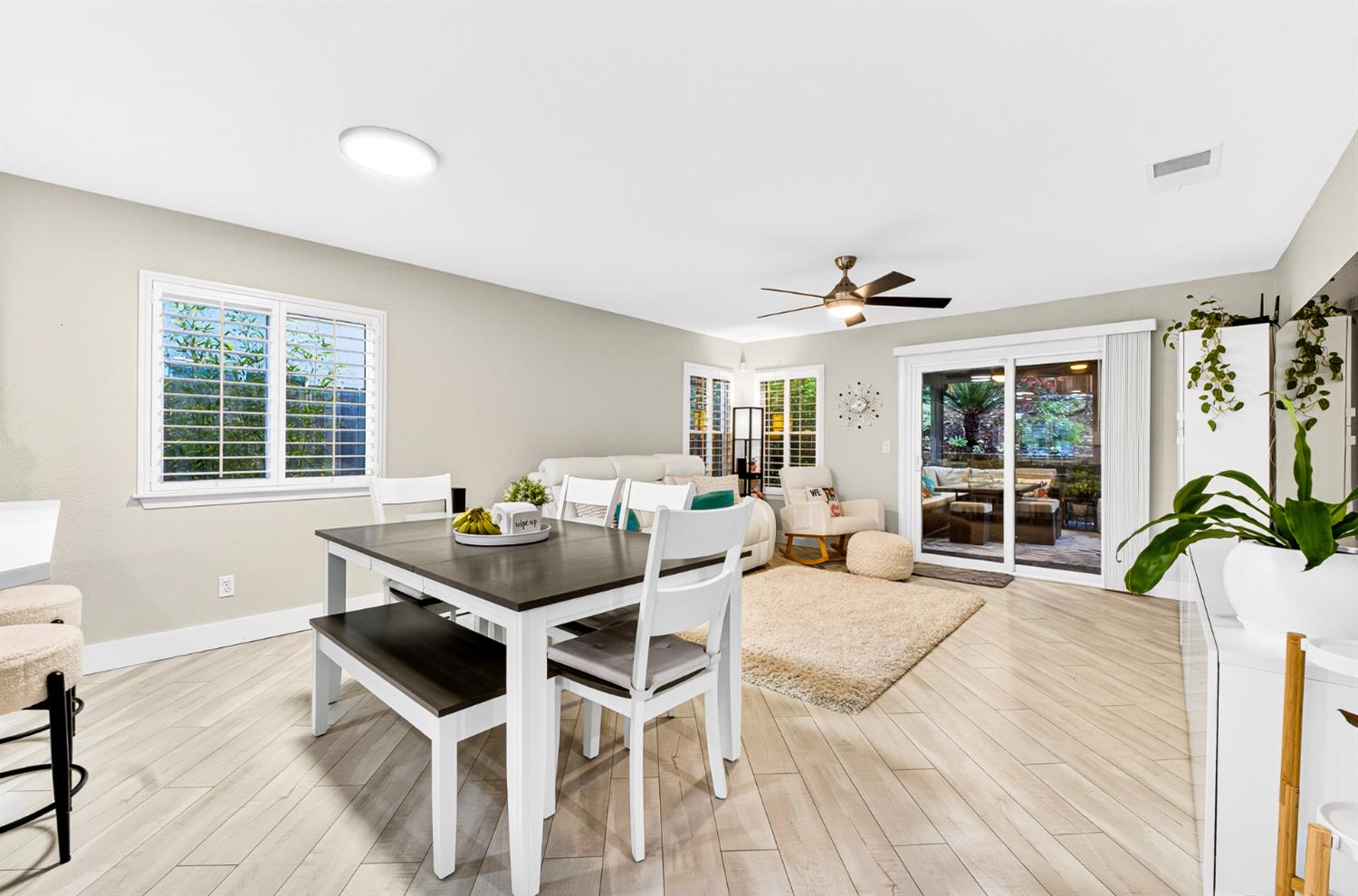 4307 Stromford Way Mather, CA 95655 - Photo 7 of 38