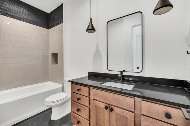 a close view of sink