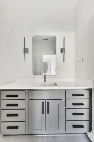 $2,950 | 18 Willis Street, Unit B, Nashville, TN 37207