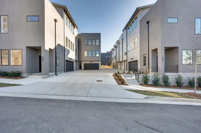 $2,950 | 18 Willis Street, Unit B, Nashville, TN 37207