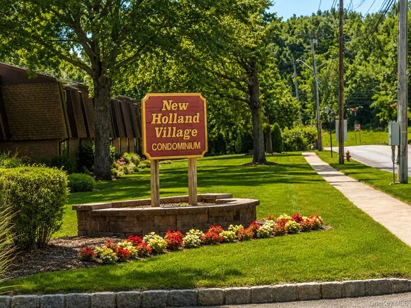 $289,900 | 124 New Holland Village, Nanuet, NY 10954