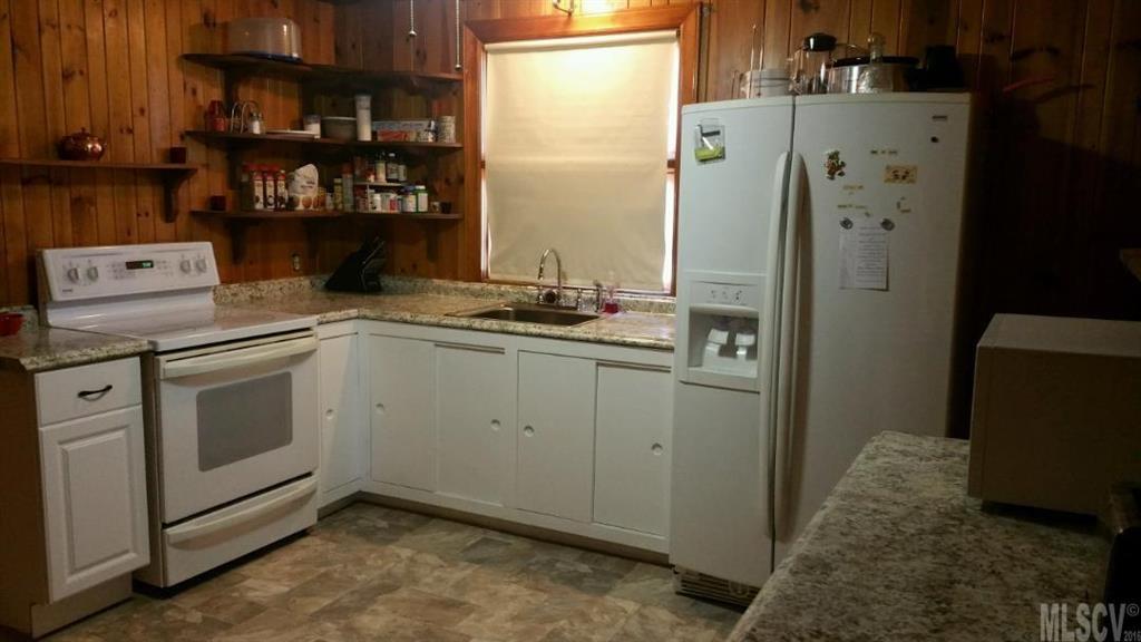 1423 Boston Road Newton, NC 28658 - Photo 3 of 20 Gallery Image 3