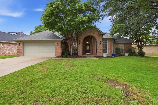 $495,000 | 1109 Brook Arbor Drive, Mansfield, TX 76063