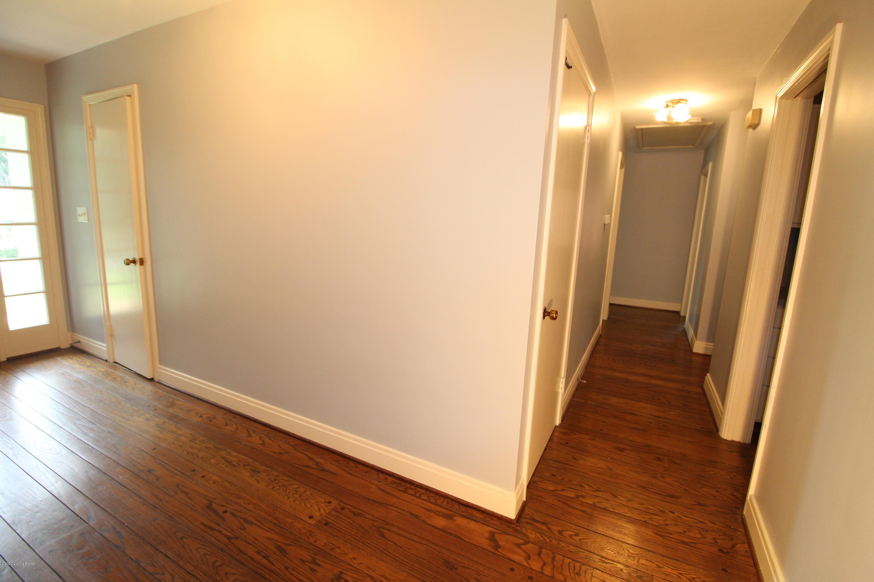 7800 Circle Crest Road Louisville, KY 40241 - Photo 3 of 57 021