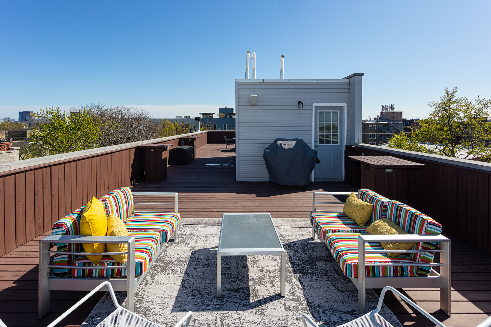 1838 West Rice Street, Unit 3 Chicago, IL 60622 - Photo 27 of 29 a view of a roof deck with couches