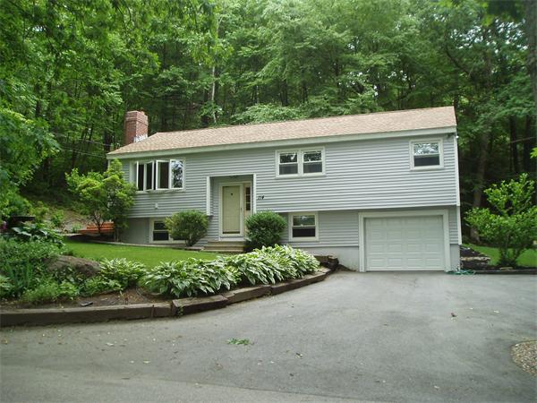 114 West Millbury Road Sutton, MA 01590 - Photo 1 of 20 Gallery Image 1