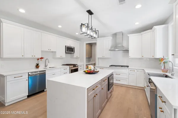 $1,750,000 | 8 Haystack Court, Howell, NJ 07731