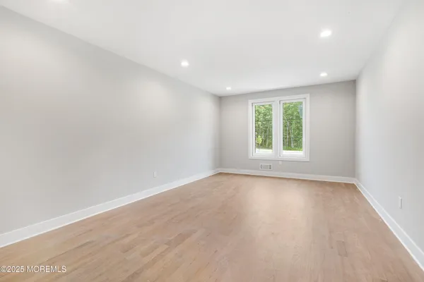 $1,750,000 | 8 Haystack Court, Howell, NJ 07731