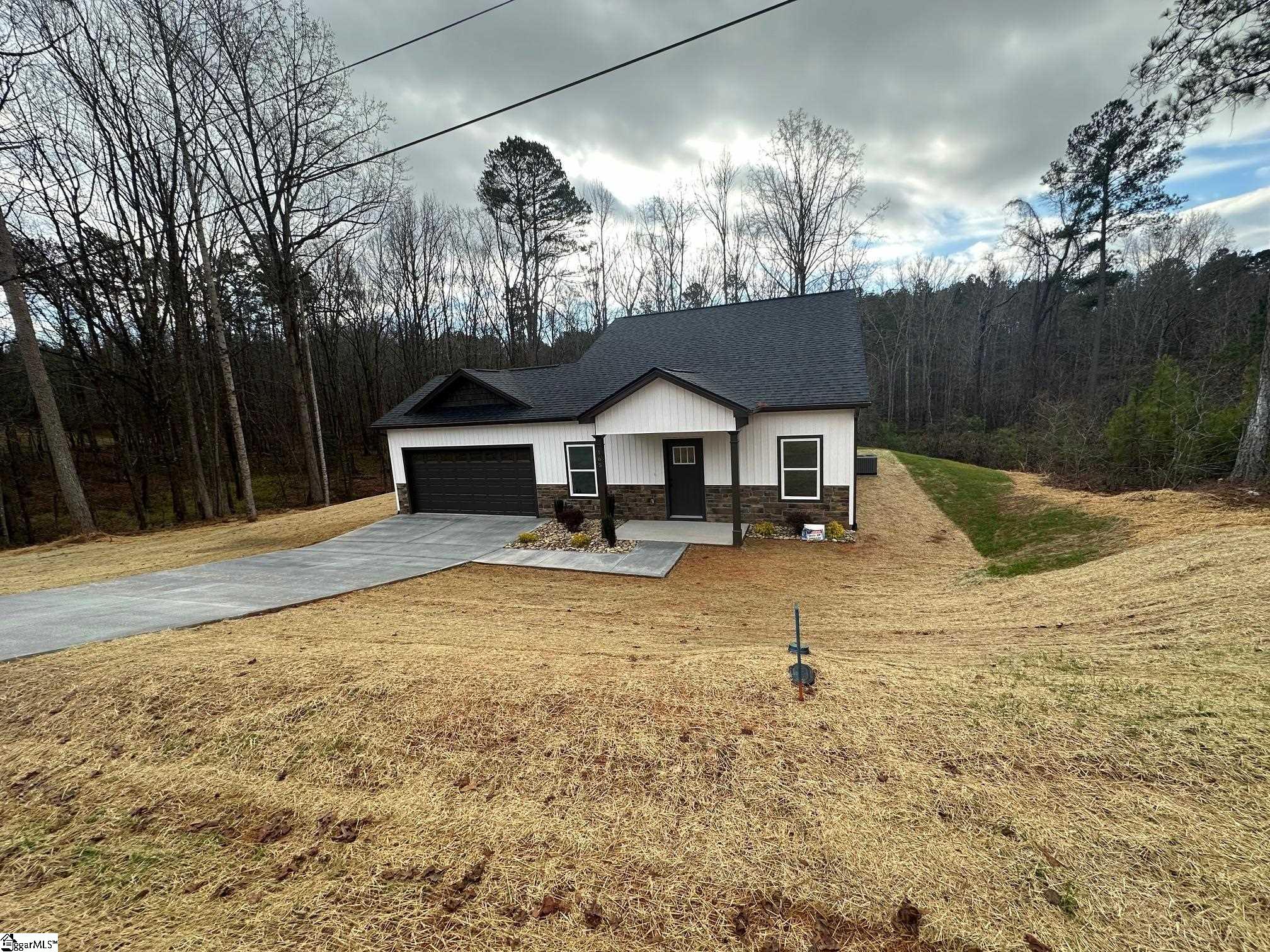 165 McBeth Road Cowpens, SC 29330 - Photo 2 of 19