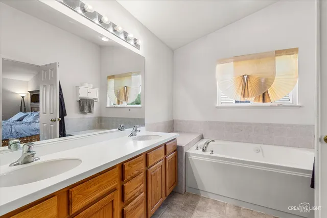 $499,000 | 281 Boulder Court, Gilberts, IL 60136